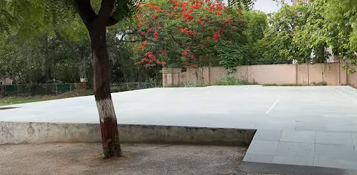 Deshbandhu college Open auditorium