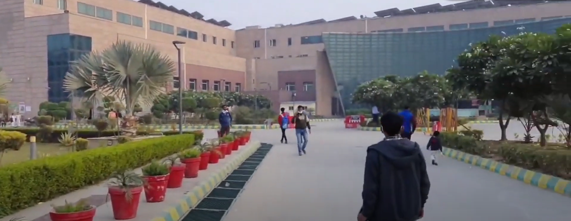 GIMS, Greater Noida Hospital Complex