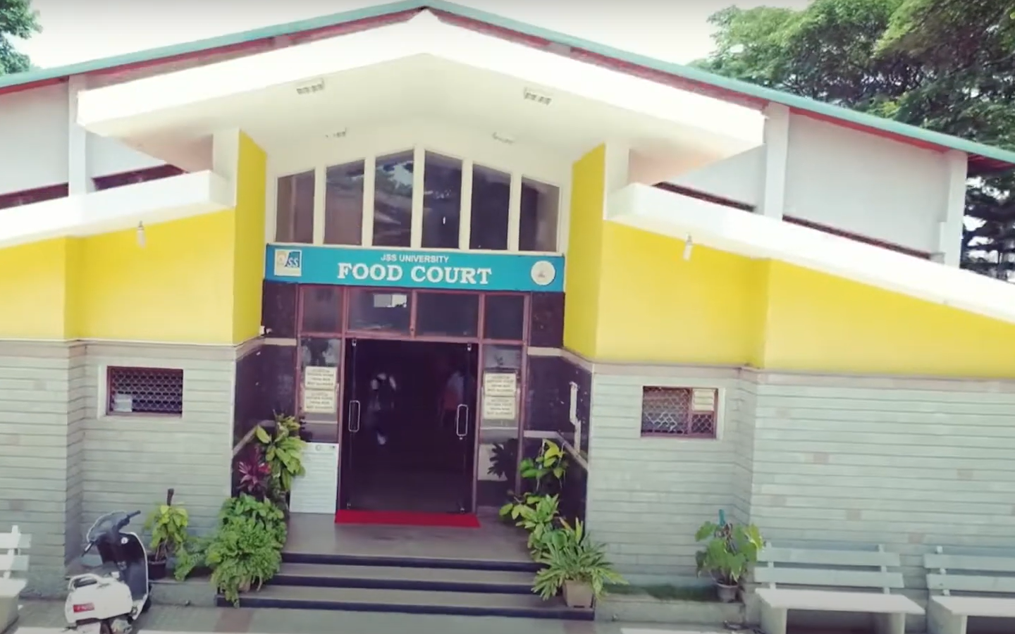 JSS Medical College and Hospital Food Court
