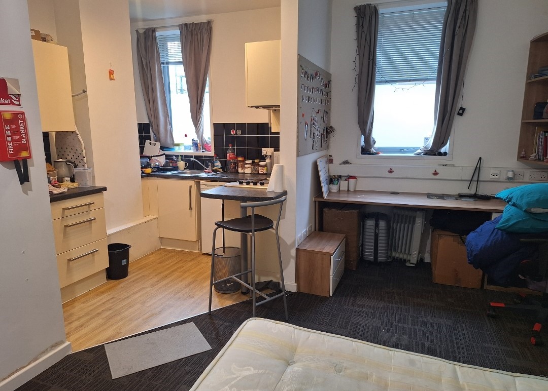 Studio Apartment in London