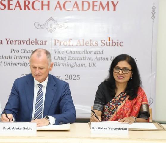 SIU Pune and Aston University Launches Symbiosis Ashton Research Academy