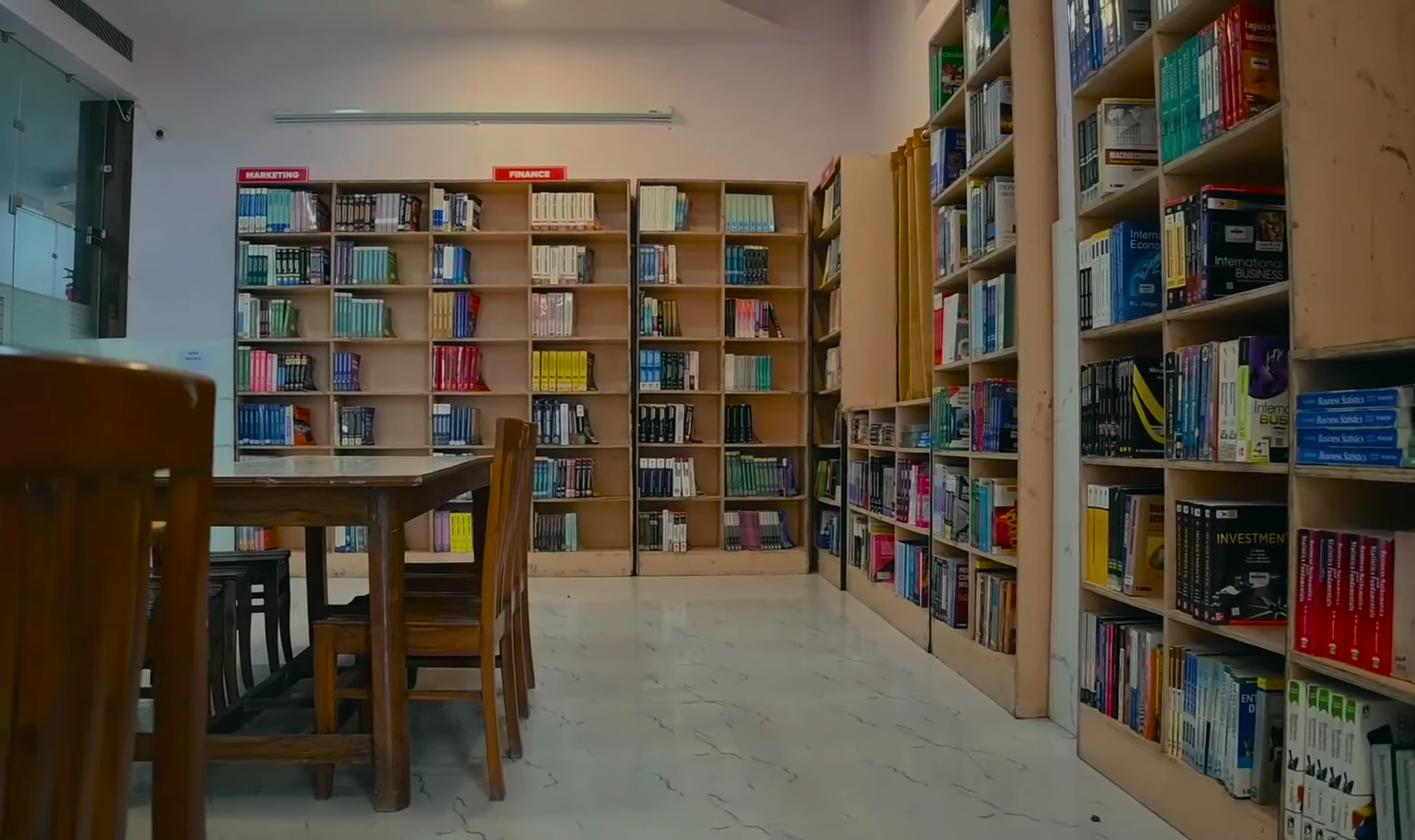 Strong Industry and Inter-University Collaborations