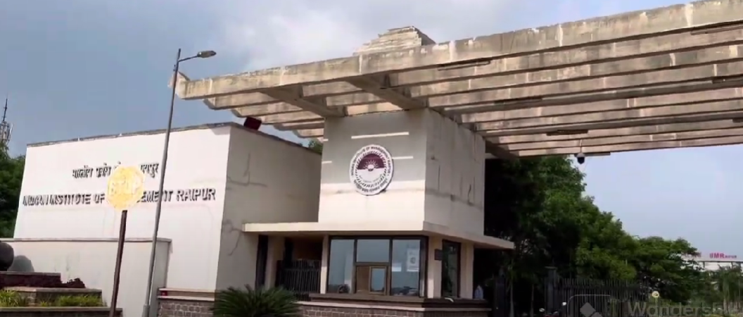 main gate of iim raipur