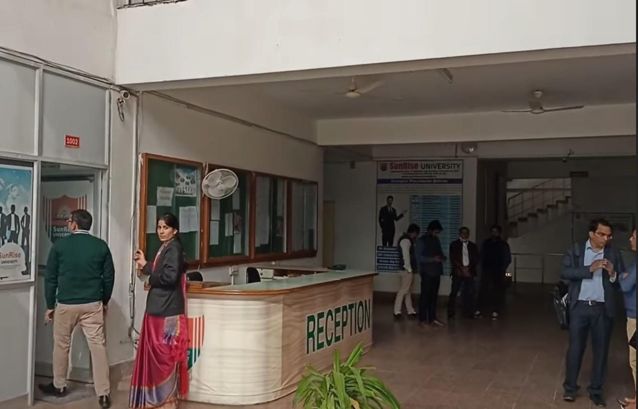 sunrise university reception desk