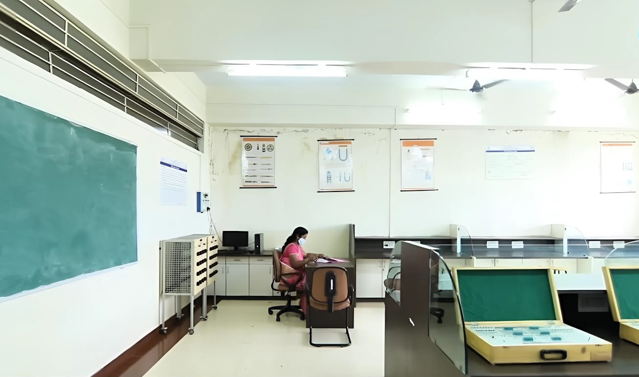 NMIET Electrical Laboratory