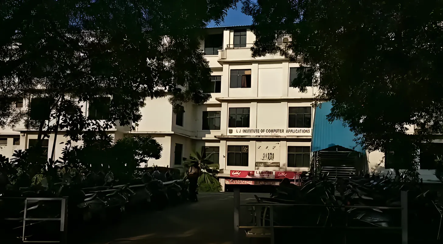 LJ university department