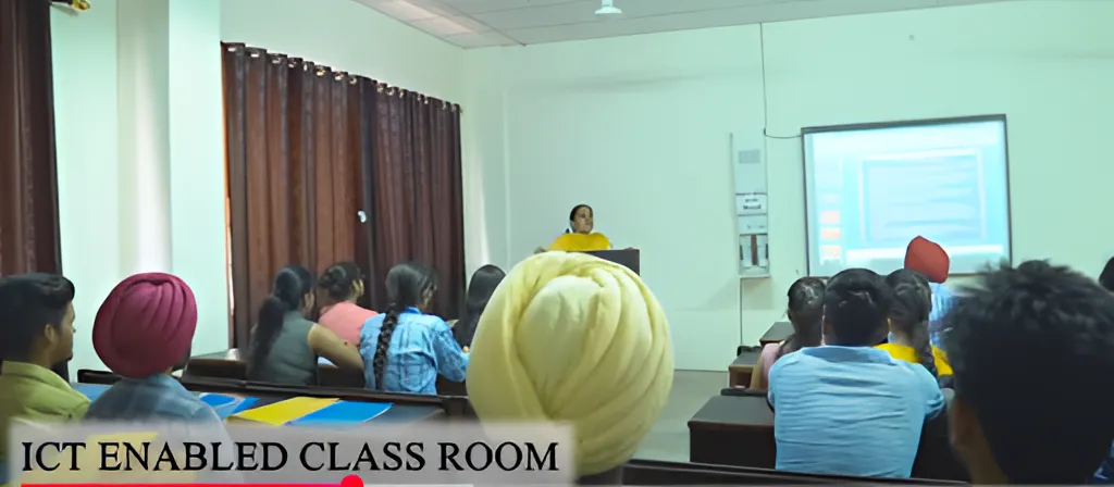 Khalsa College Patiala Classroom