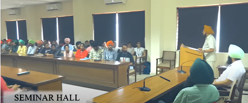 Khalsa College Patiala Seminar Hall