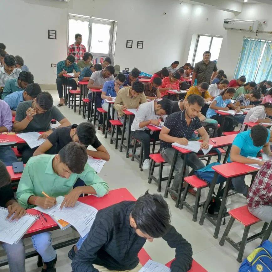 Aditya's Physics Classes Aditya Coaching Gallery photo 1
