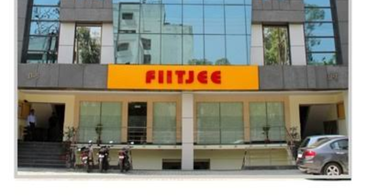 FIITJEE Kolkata (South): Courses & Fees