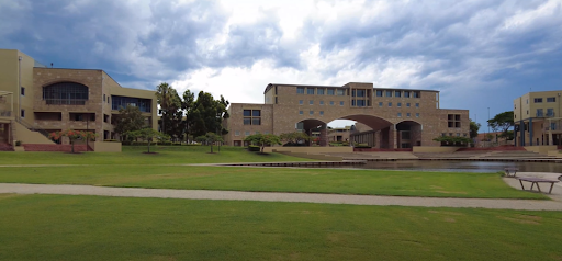 Campus Bond University