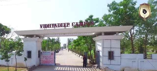 Vidhyadeep Institute of Engineering and Technology Surat Campus photo (13) by Aman tiwari