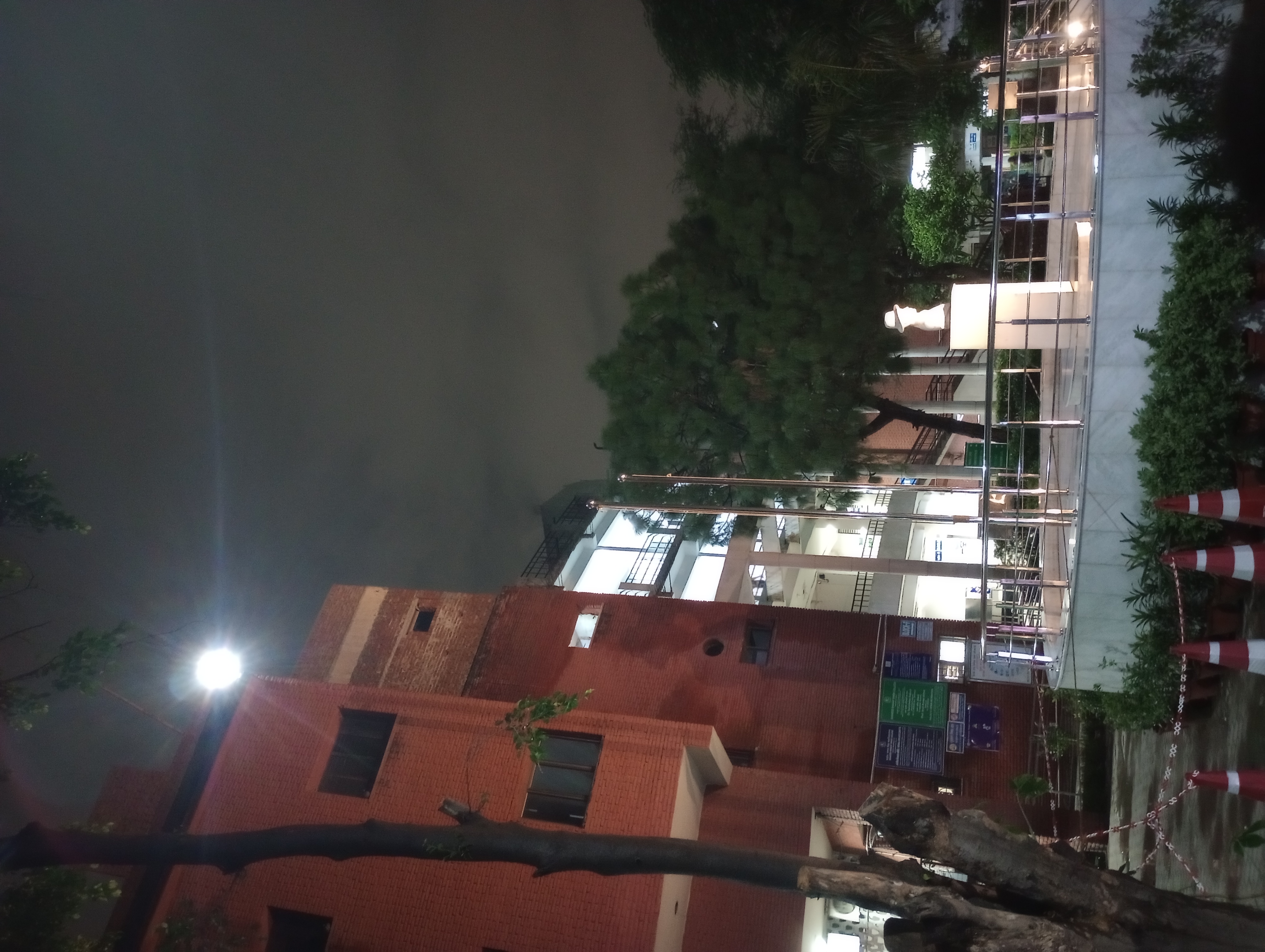 Shaheed Bhagat Singh Evening College Campus photo (8) by Tushar Prasad