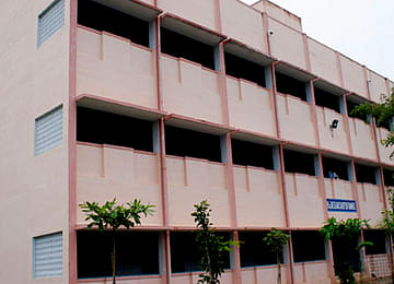 Periyar EVR College Tiruchirappalli Campus photo (5) by SARATH BABU