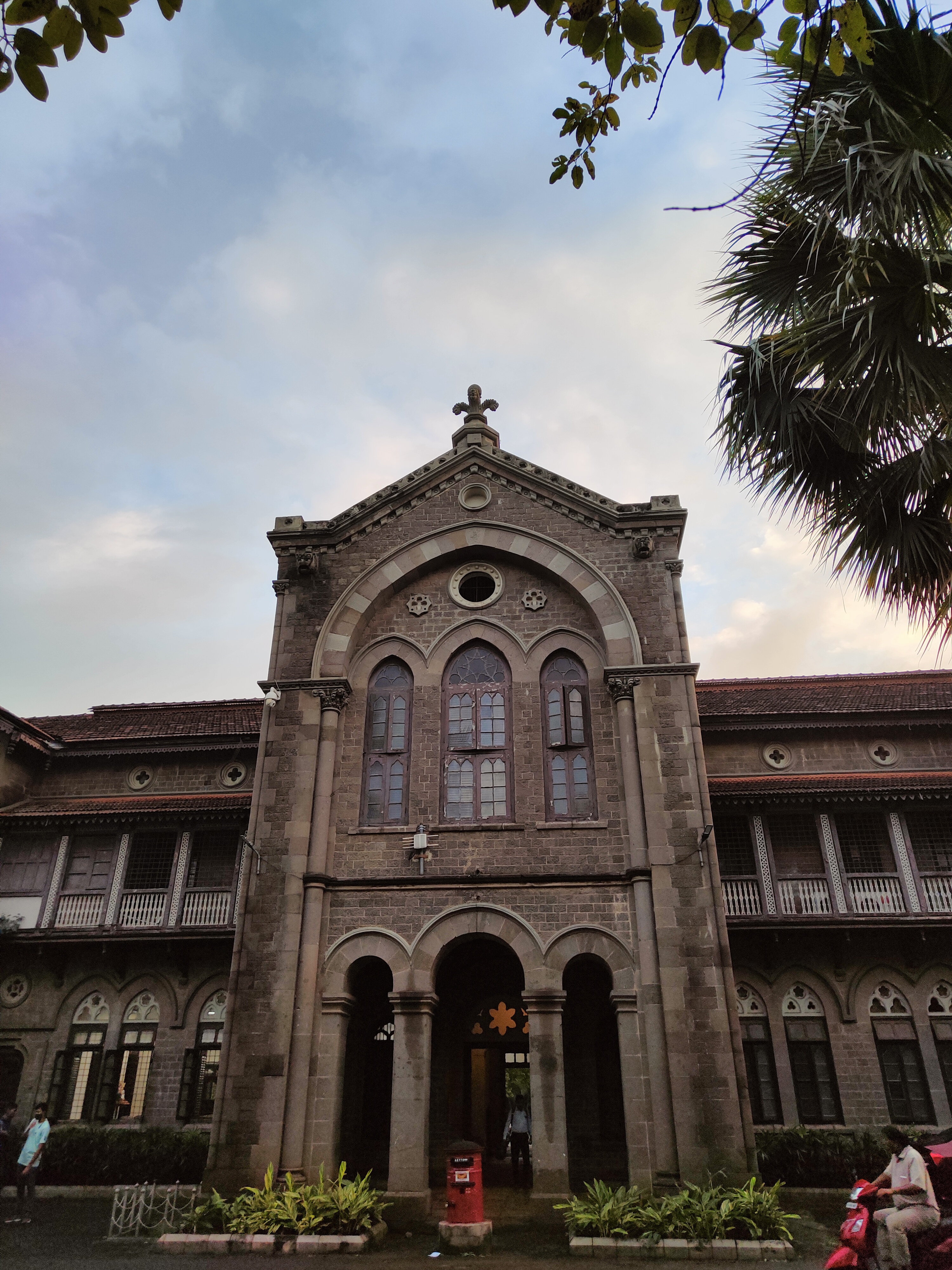 Fergusson College Pune Infrastructure & Academic Building photo (17) by Girish