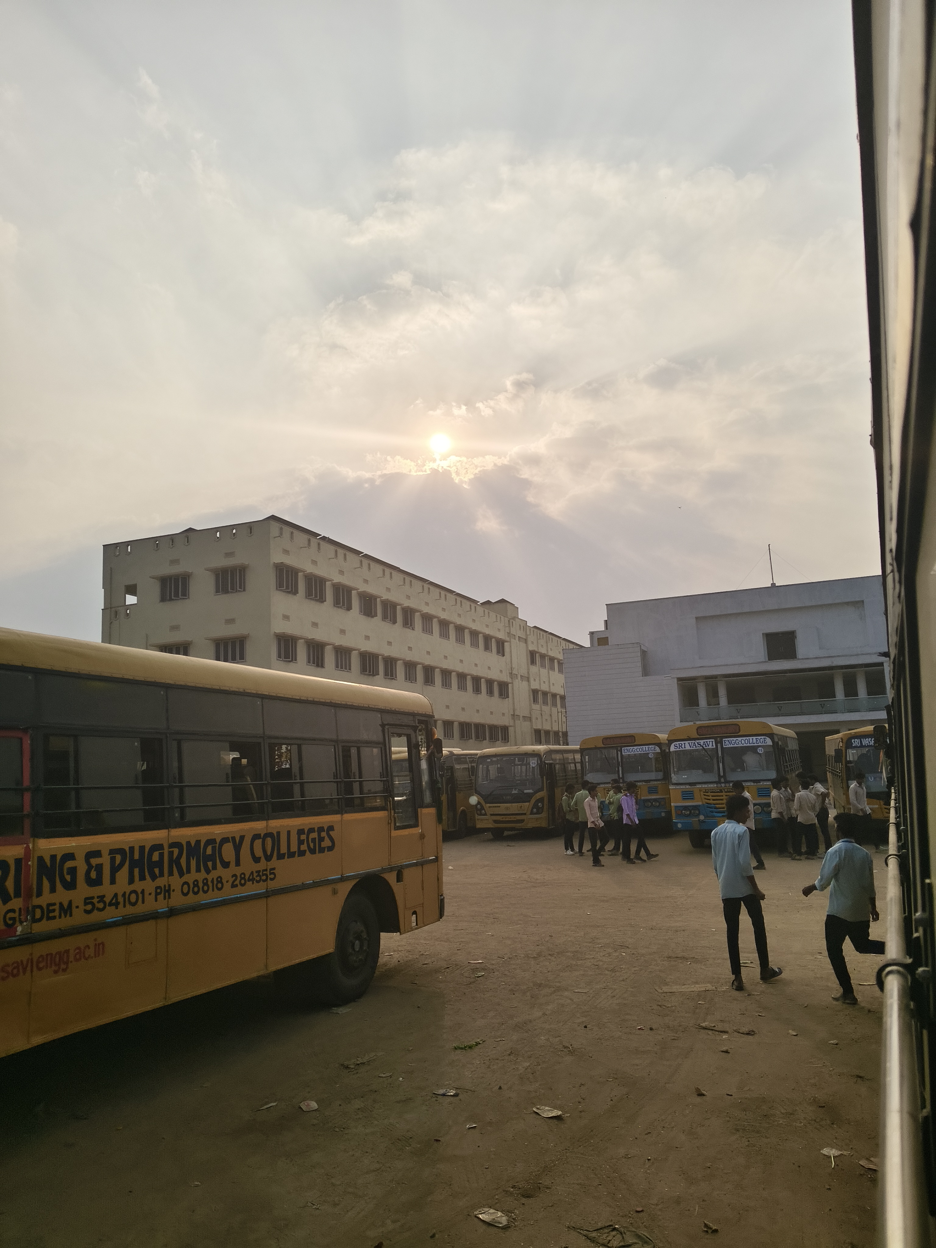 Sri Vasavi Engineering College Tadepalligudem General photo (2) by Venkatesh