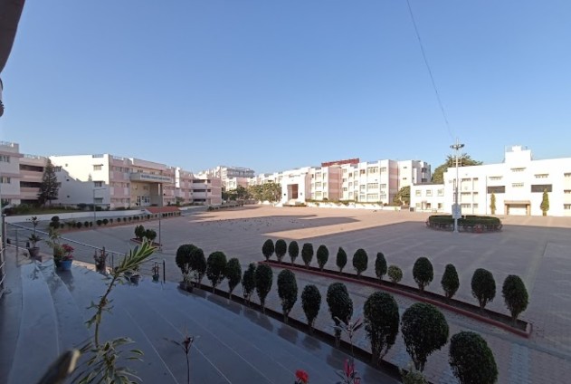 MKBU Campus photo (3) by Vivek Rathod