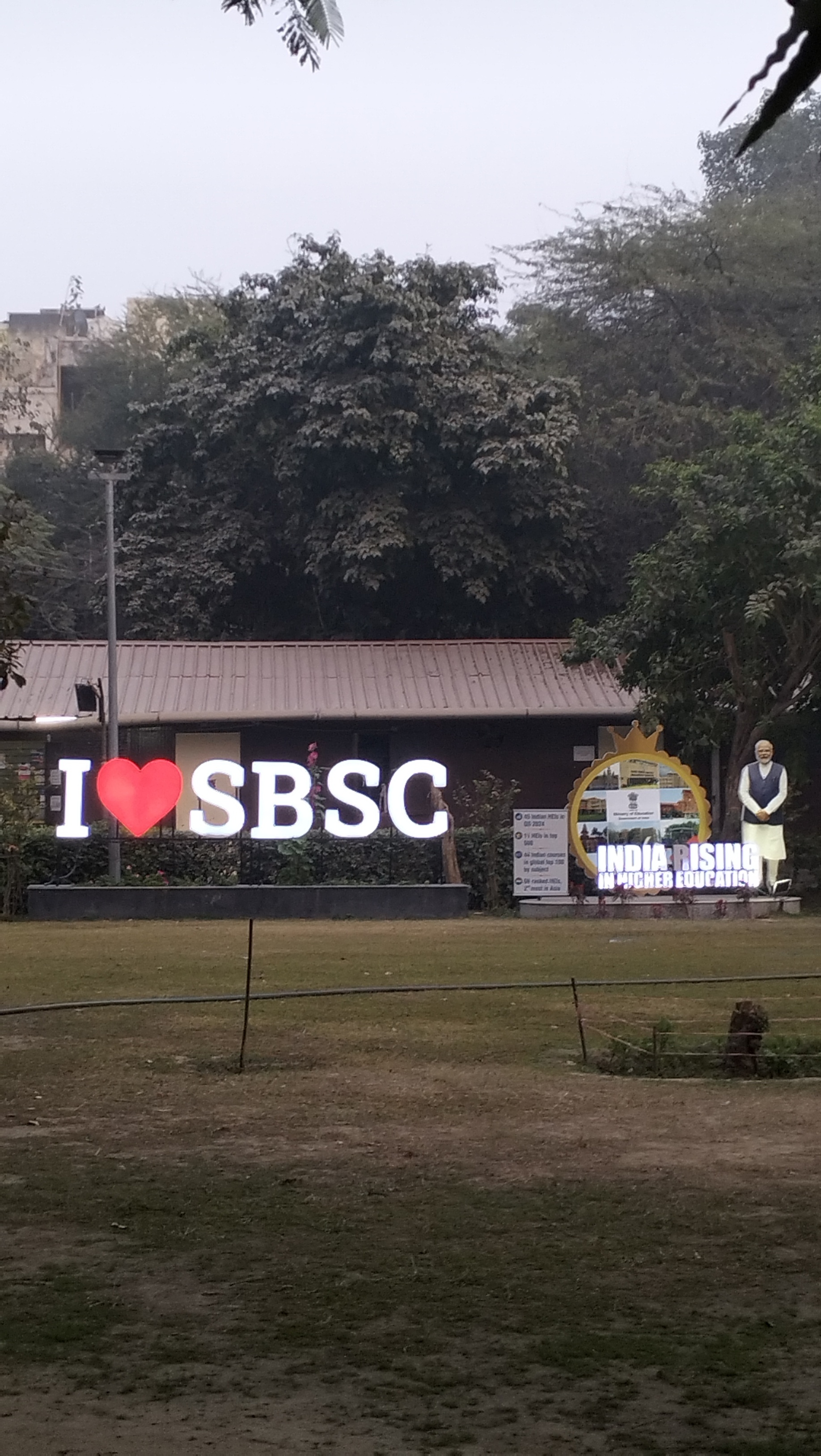 DU SOL Campus photo (8) by Hemant Aswal