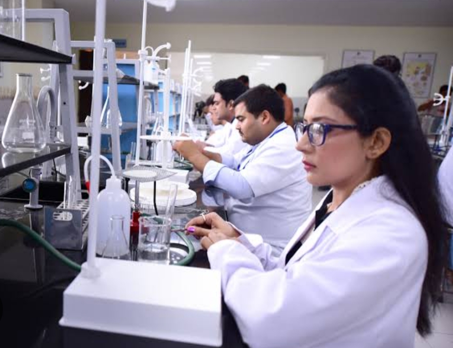 T.S.Mishra University Lucknow Facilities & Labs photo (10) by Vandana Tripathi