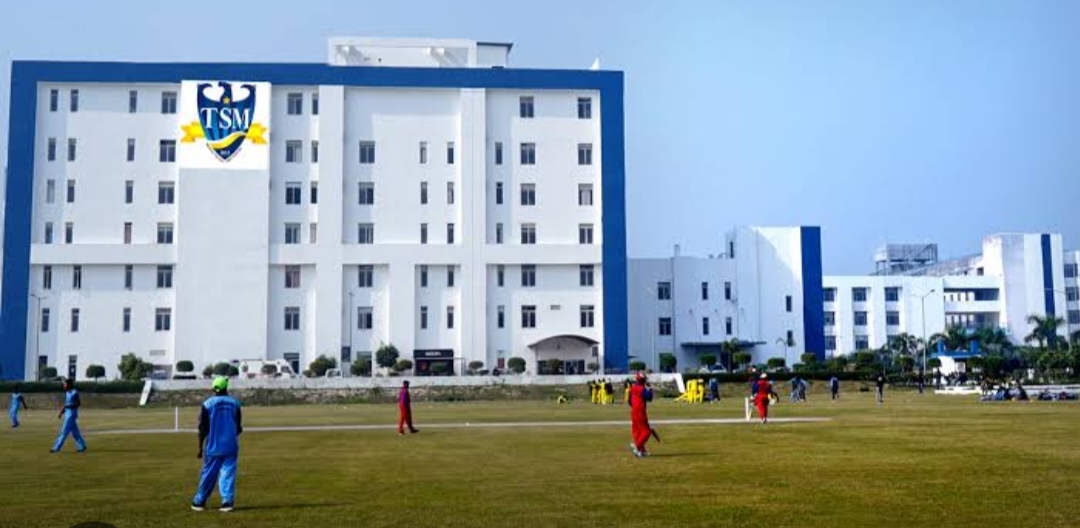 T.S.Mishra University Lucknow Extra-Curricular photo (5) by Shalu Yadav