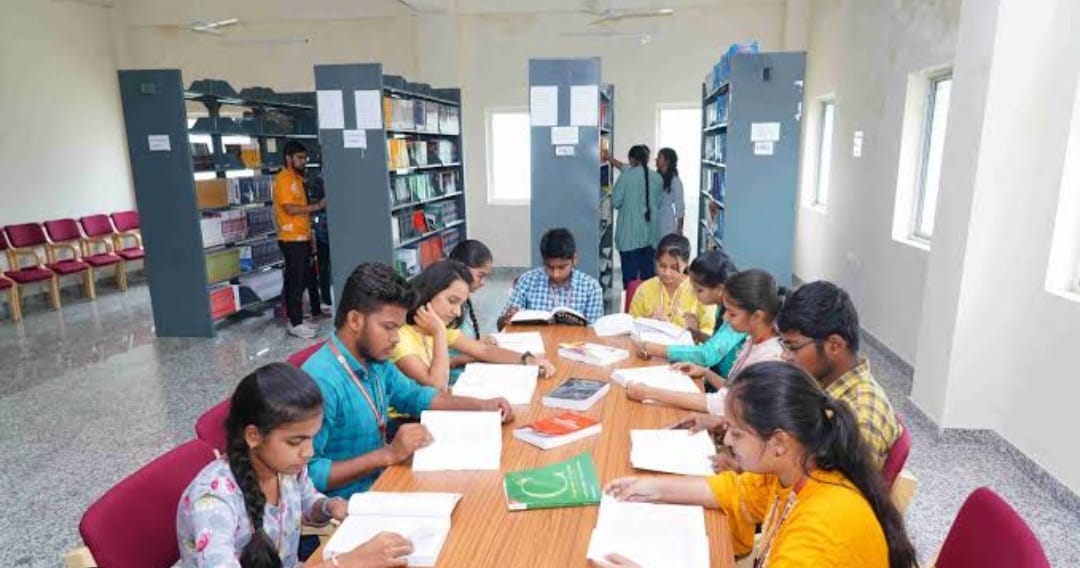 KMEC Hyderabad Facilities & Labs photo (4) by Dev Rajwadi