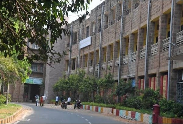 Andhra University, College of Engineering Visakhapatnam Campus photo (3) by yamini