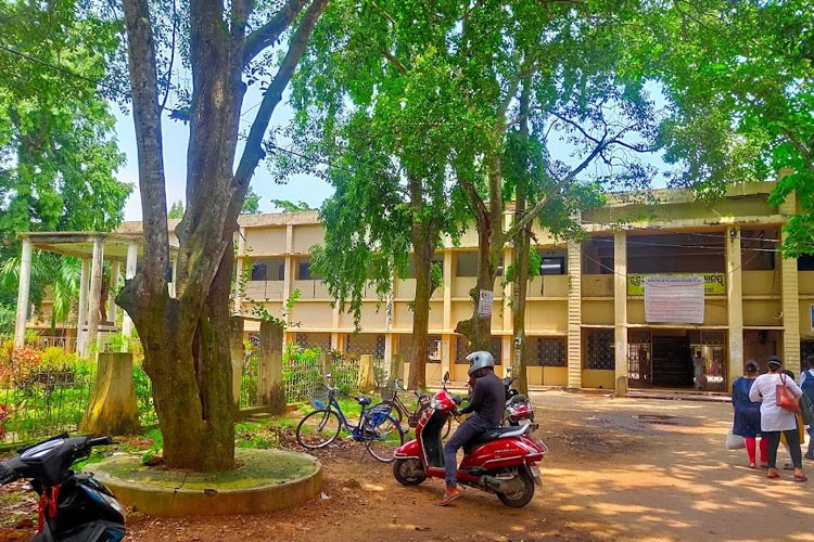 Bhadrak Autonomous College Campus photo (1) by Himanshu sekhar kar