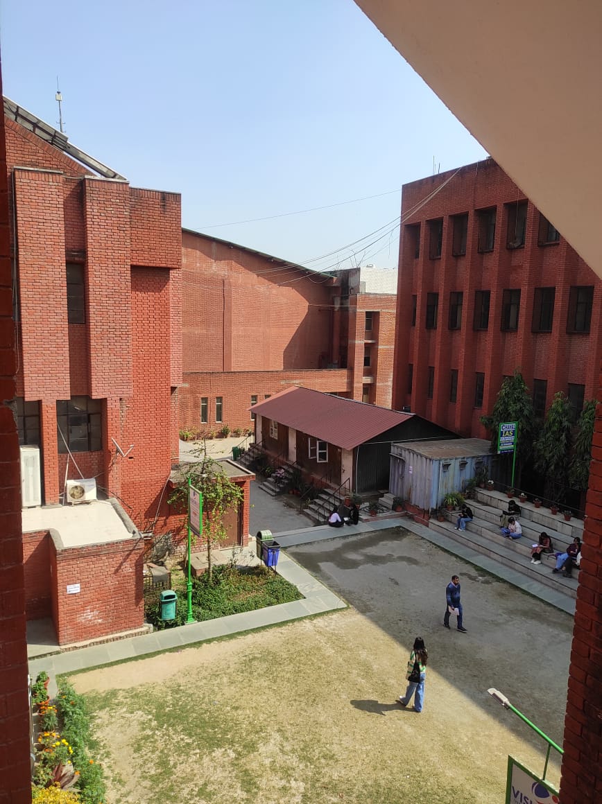 Gargi College Infrastructure & Academic Building photo (19) by Khushi Saini