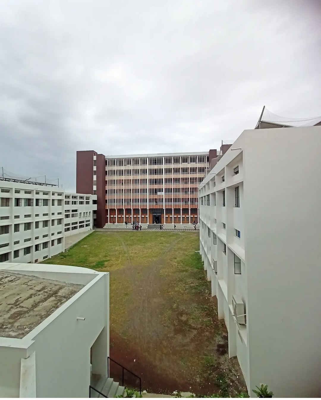 Walchand Institute of Technology Solapur Infrastructure & Academic Building photo (2) by Prajwal Bubane