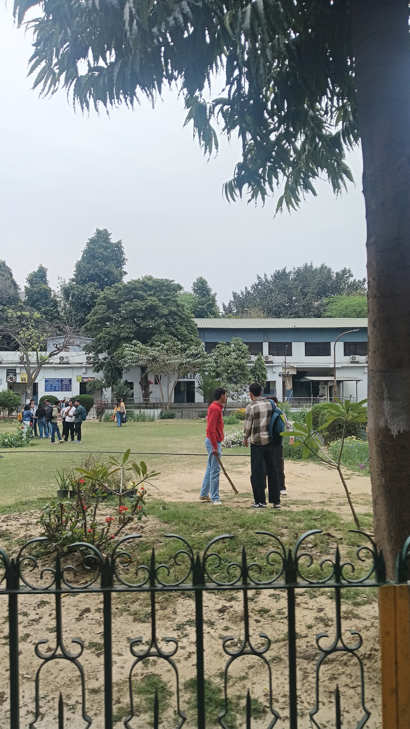 Motilal Nehru College Campus photo (19) by Priyanshi Tandon