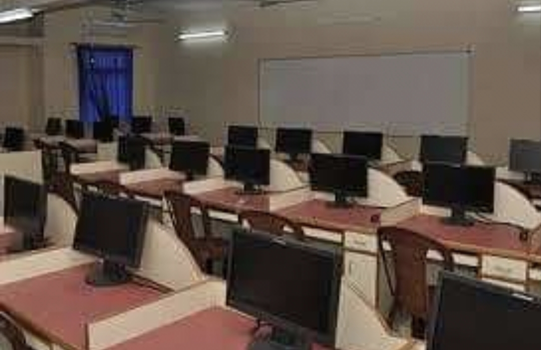 Sri Guru Gobind Singh College Chandigarh Facilities & Labs photo (1) by Kunal kumar