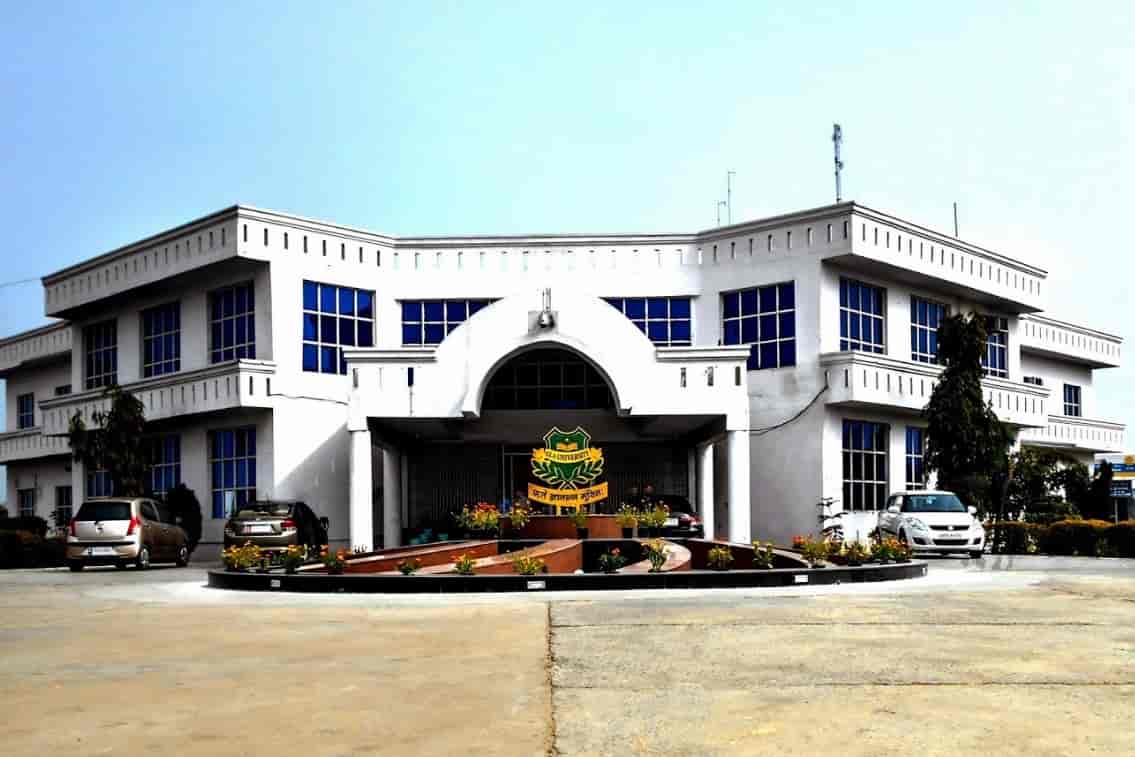 GLA University Mathura Infrastructure & Academic Building photo (11) by Prasann Kumar