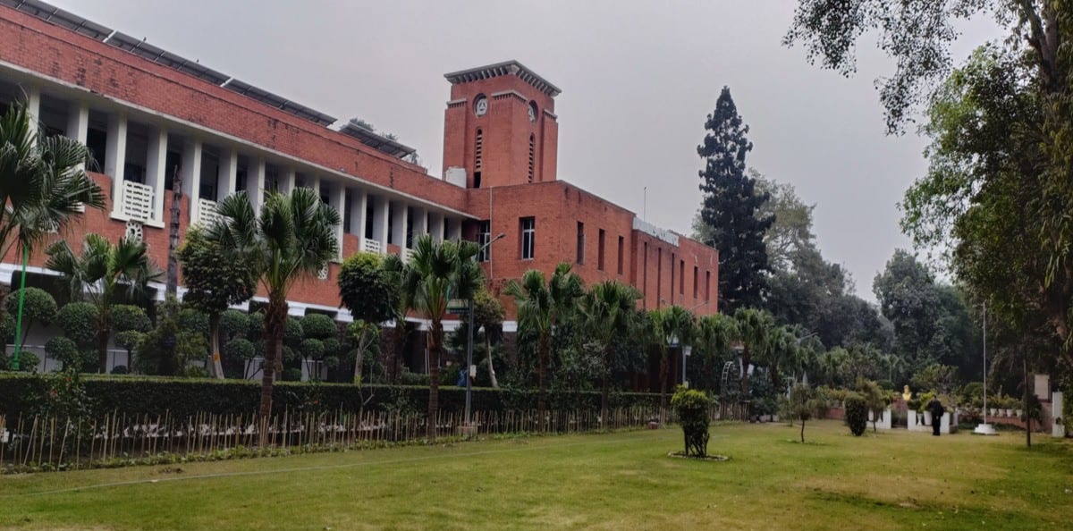 Ramjas College Campus photo (13) by KUSHAL GUPTA