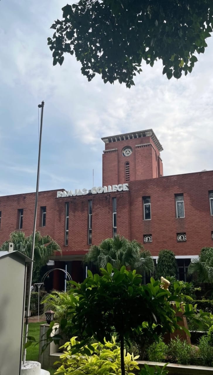 Ramjas College Campus photo (12) by Malvika Singh