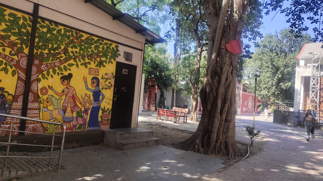 SRCC Campus photo (17) by TANMAY JAISWAL