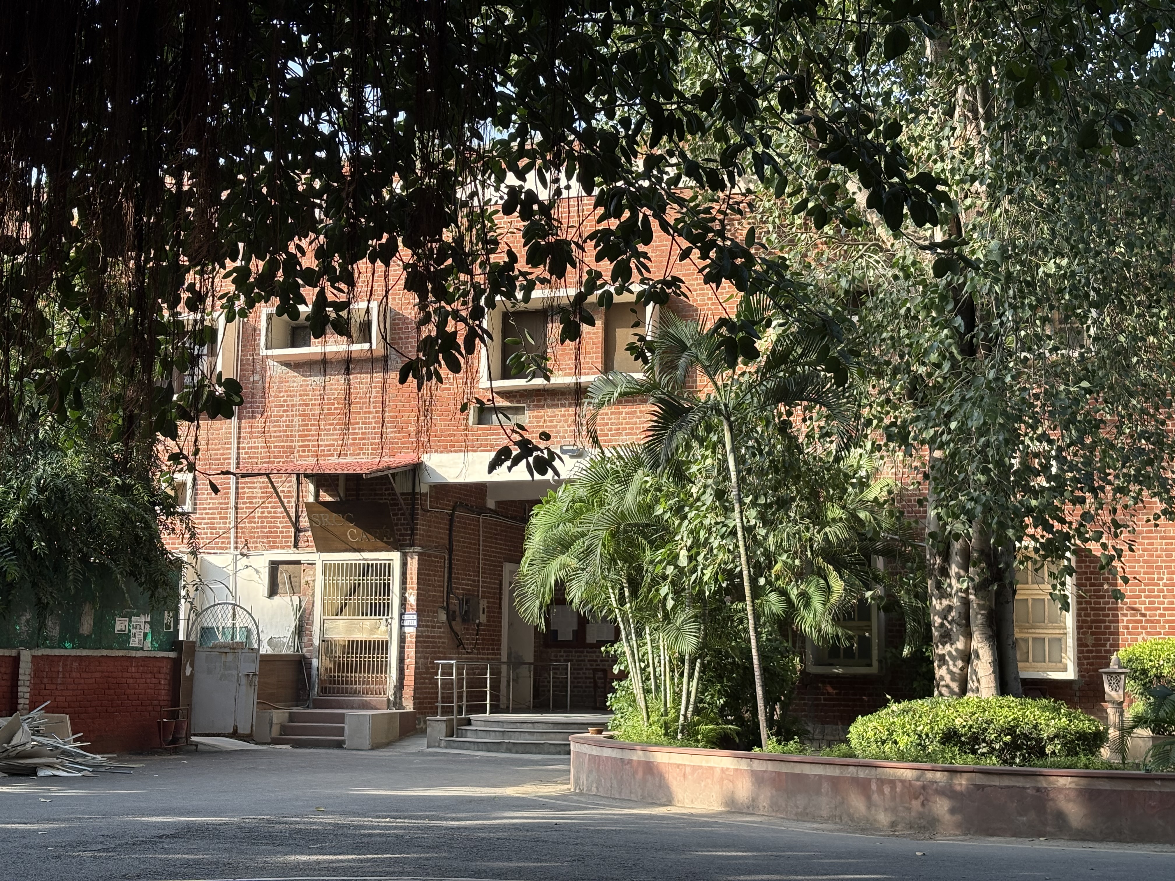 SRCC Campus photo (8) by Diya