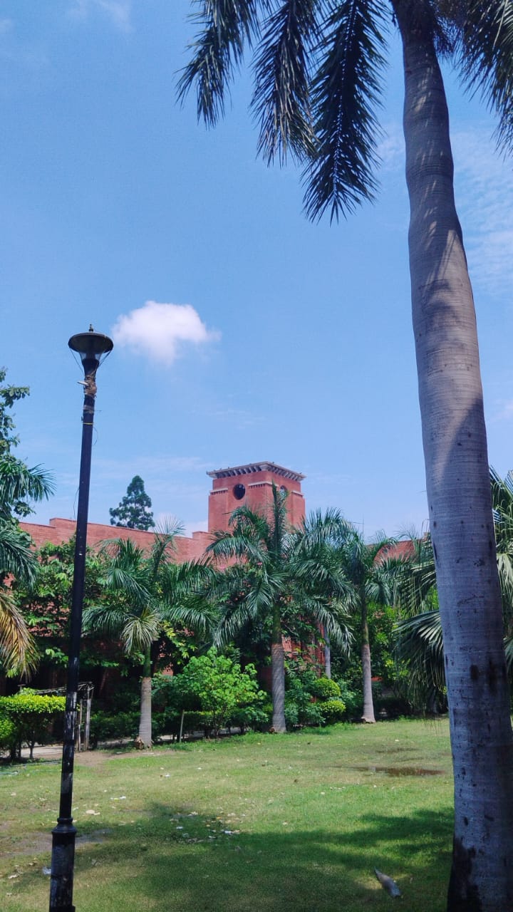 Ramjas College Campus photo (10) by KRISHNA KANT RAI