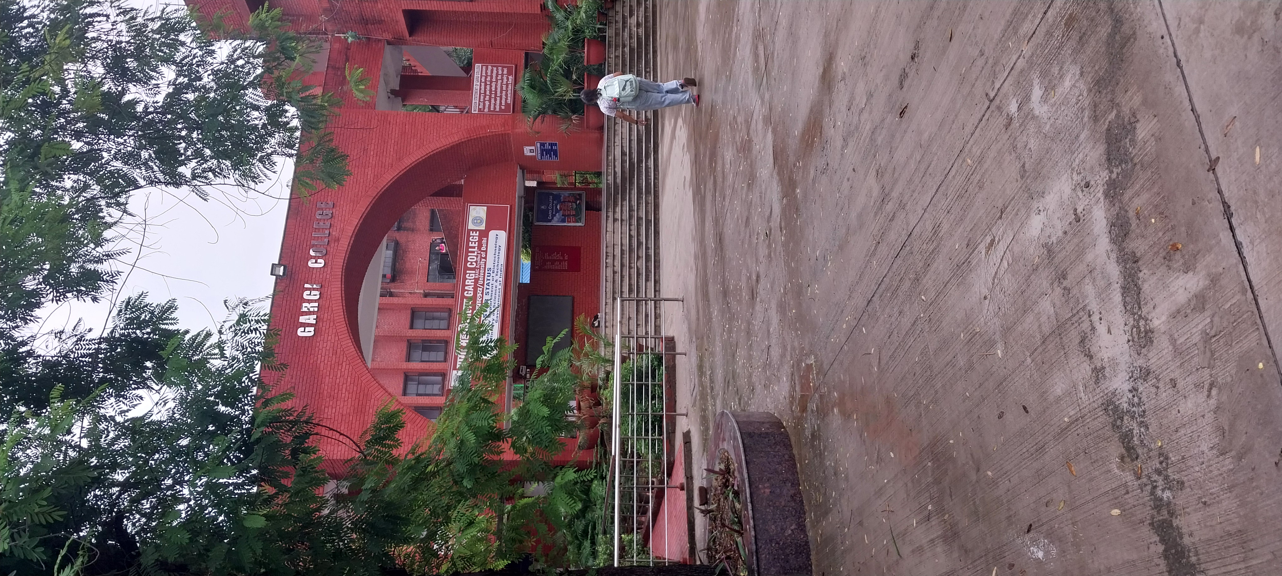 Gargi College Campus photo (1) by Priya