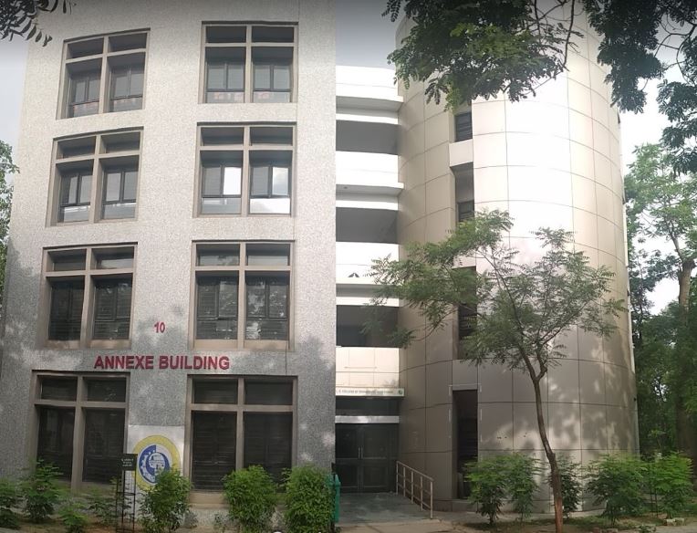 LDCE Ahmedabad Campus photo (6) by Borad Parth Jentibhai