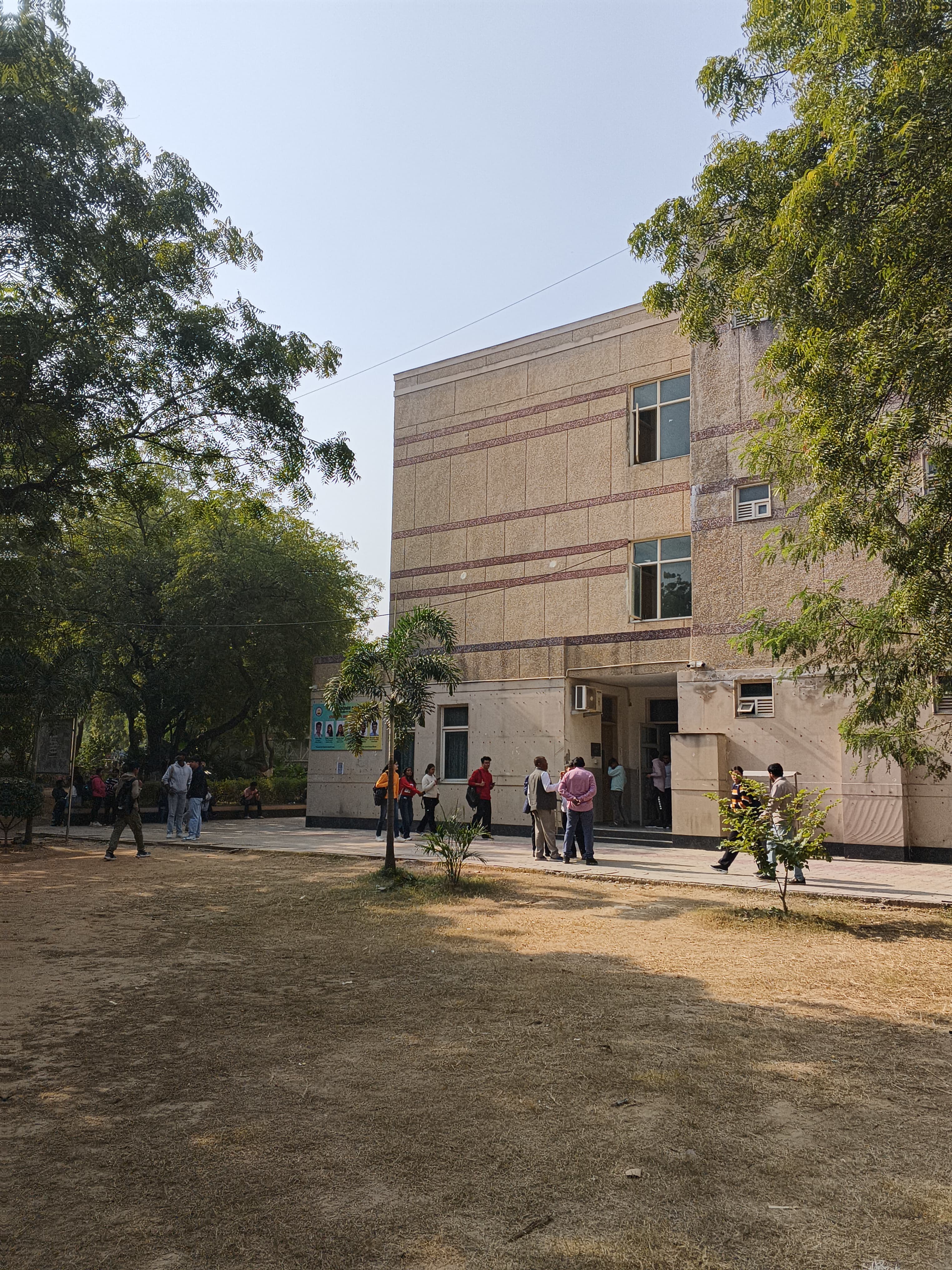 Deshbandhu College Infrastructure & Academic Building photo (11) by Siddharth Sharma