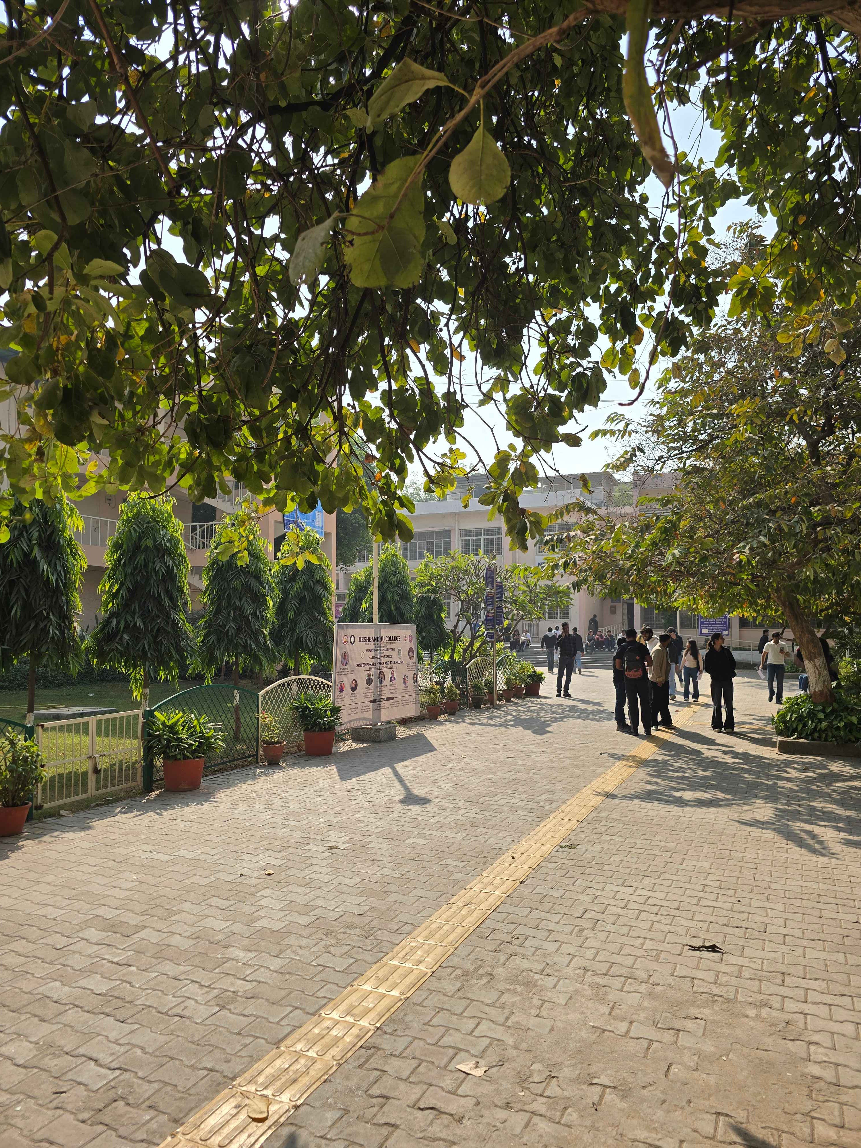 Deshbandhu College Campus photo (5) by Aditya Sharma