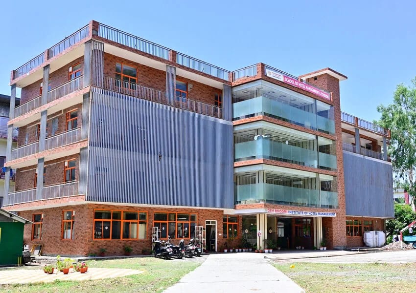 Tula's Institute Dehradun Infrastructure & Academic Building photo (2) by paridhi