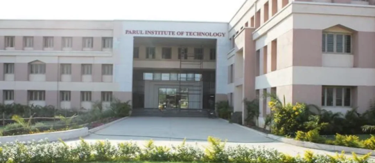 Parul University Campus photo (6) by Rohit Sonawane