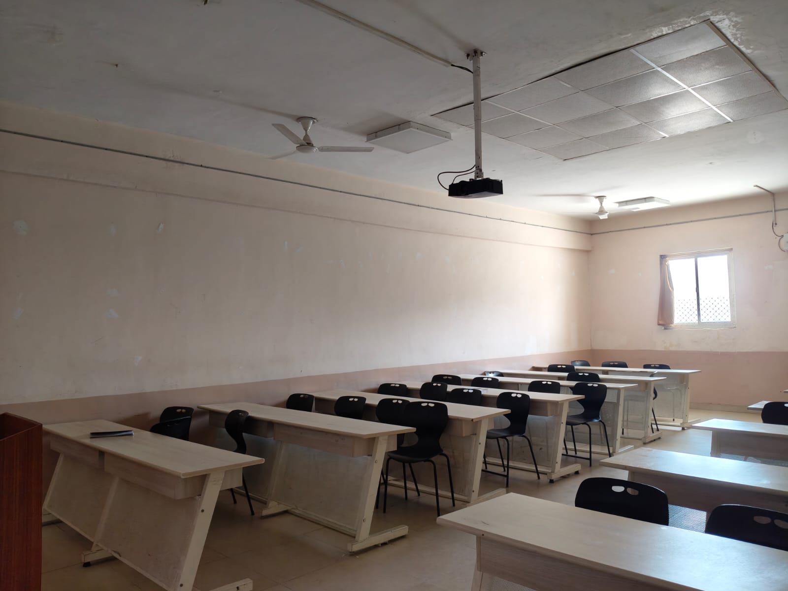 Delhi Metropolitan Education Noida Facilities & Labs photo (14) by Aditi Srivastava