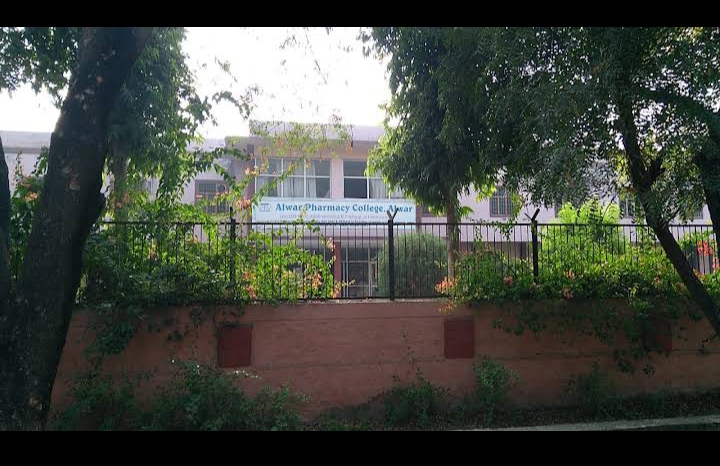 Alwar Pharmacy College Campus photo (10) by golden retriever