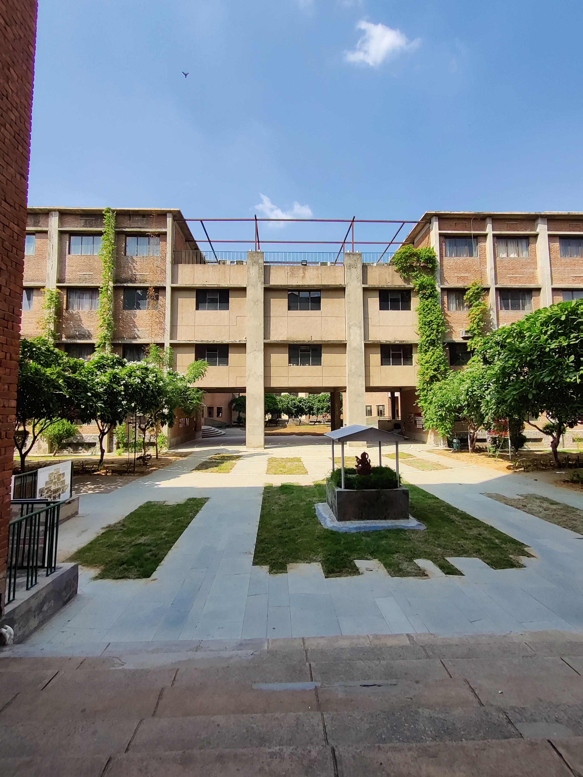 IILM University Gurgaon Hostels photo (12) by VIKRAM TOMAR
