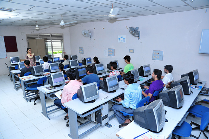 Dharmsinh Desai University Nadiad General photo (16) by Kuldip