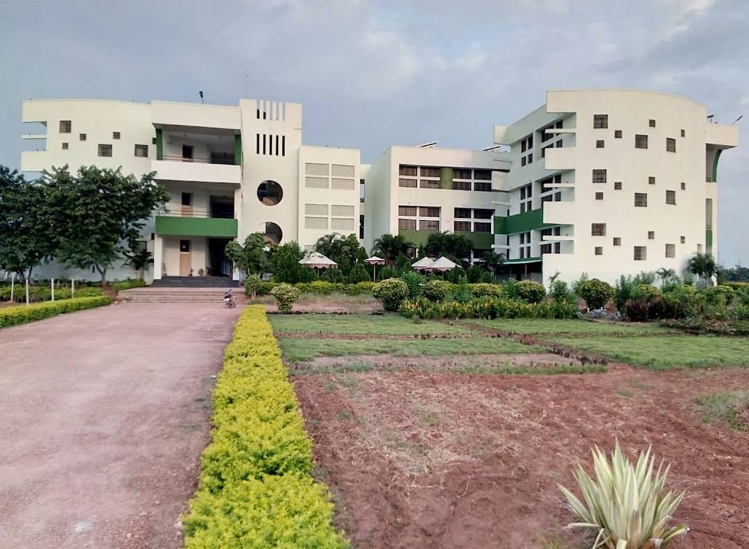 Dr YSR Horticultural University General photo (1) by Prudhvi pingili