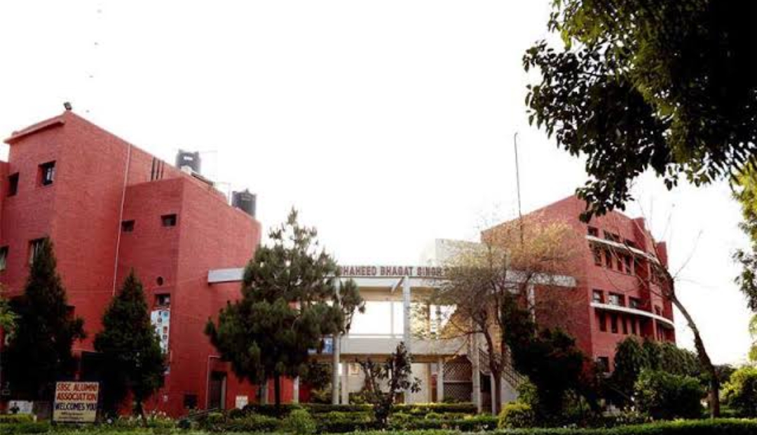 Shaheed Bhagat Singh Evening College General photo (17) by Nikita