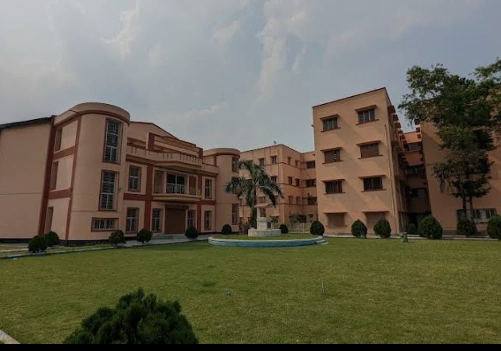 Acharya Prafulla Chandra College Kolkata Infrastructure & Academic Building photo (9) by Saikat Dey